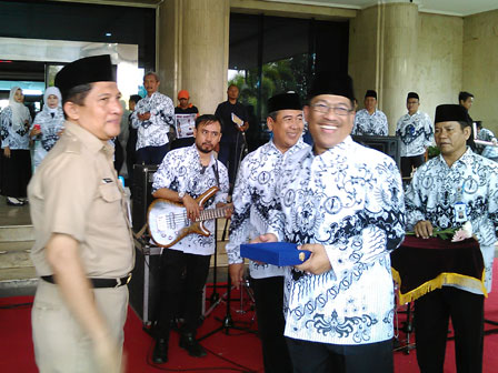 Pencarian PGRI Tambunselatan - Persatuan Guru Republik Indonesia Cabang Tambunselatan